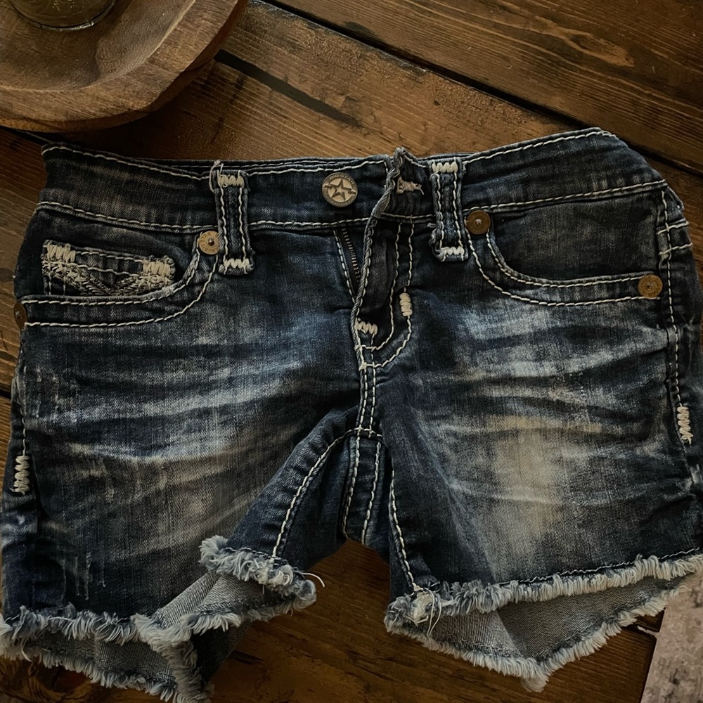 BKE shorts size 26